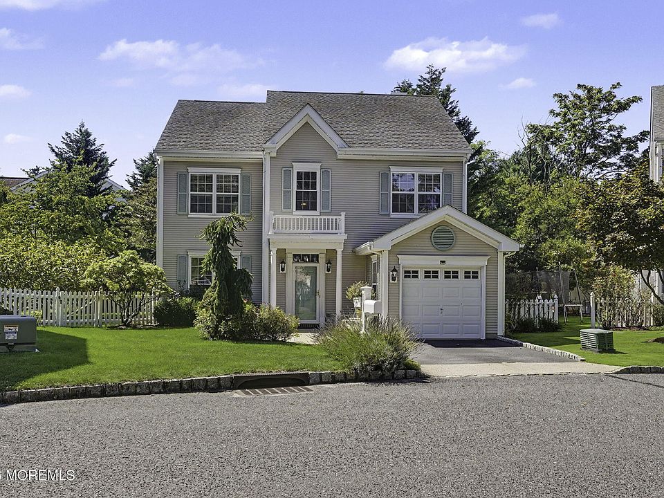 1st image of 2083 Benjamin Circle