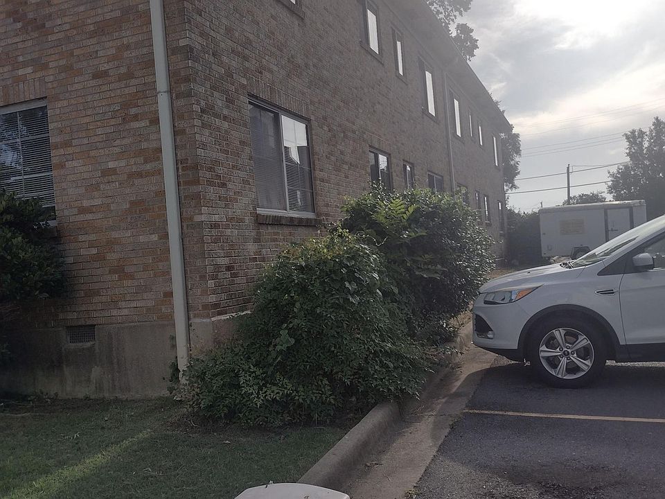 1st image of 818 Cumberland St APT 3