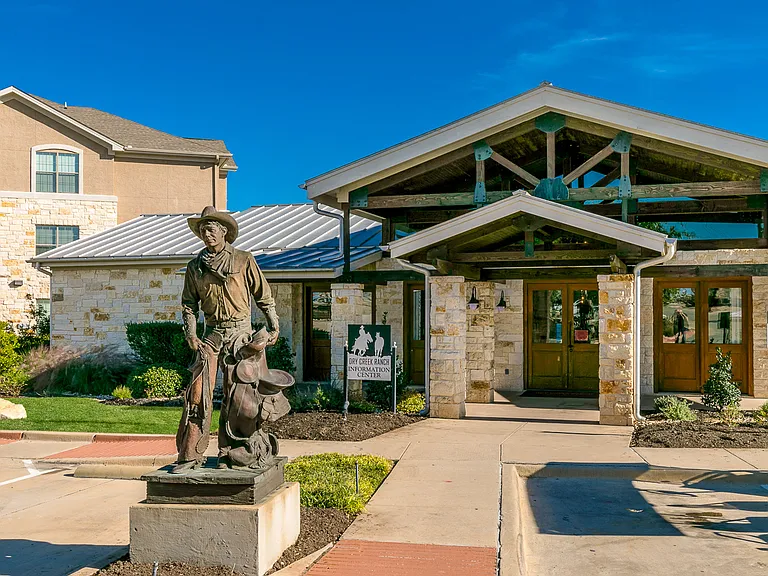 Dry Creek Ranch Apartments — Photo 52