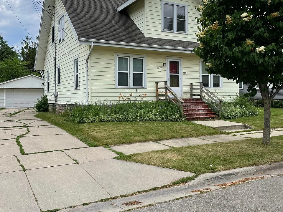 front of house, units have shared rear entry
