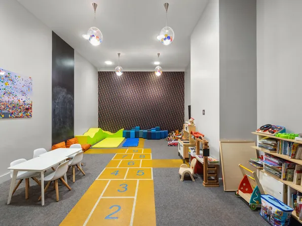 25 Broad Street image 12 of 12