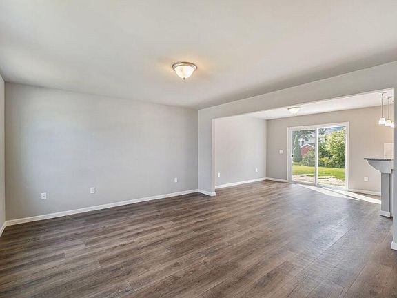 3rd image of 2637 Blooming Bud Ln