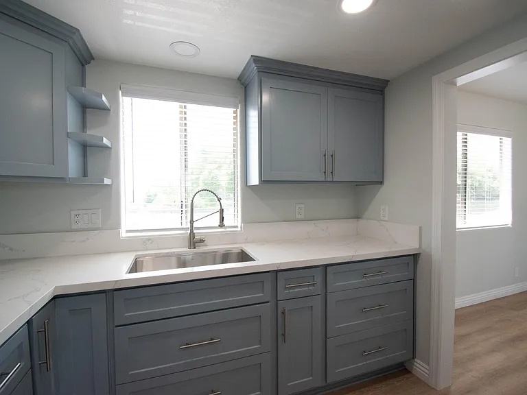 1147 W 170th St — Photo 3