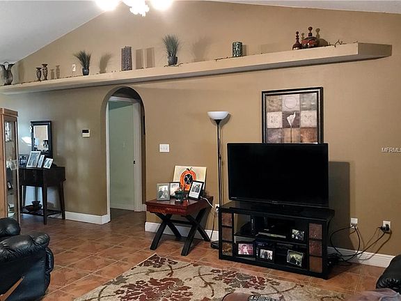 2nd image of 4260 Worthington Pl