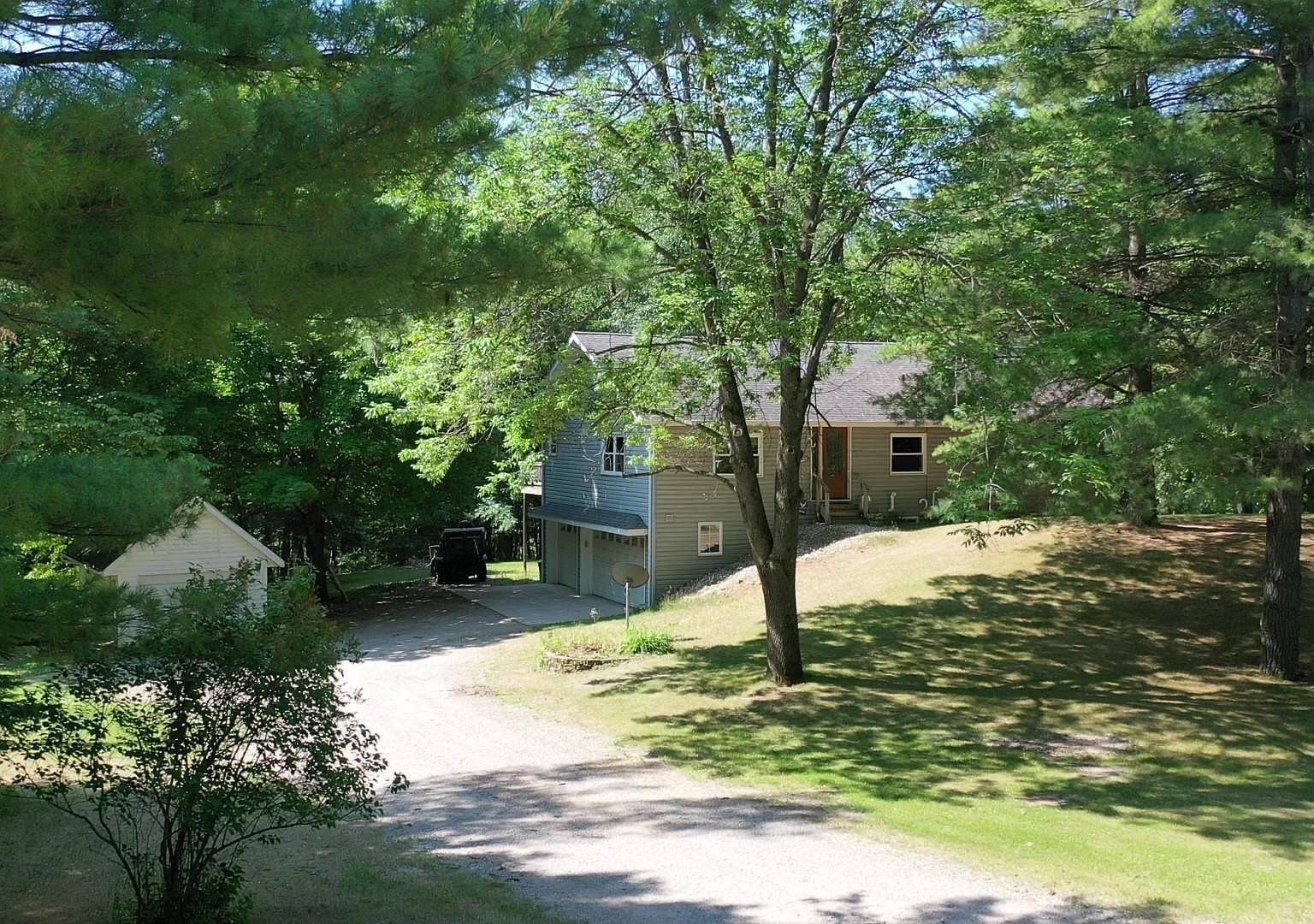 10694 E Rost Lake Rd, Coleman, WI 54112 MLS 50277513 Zillow