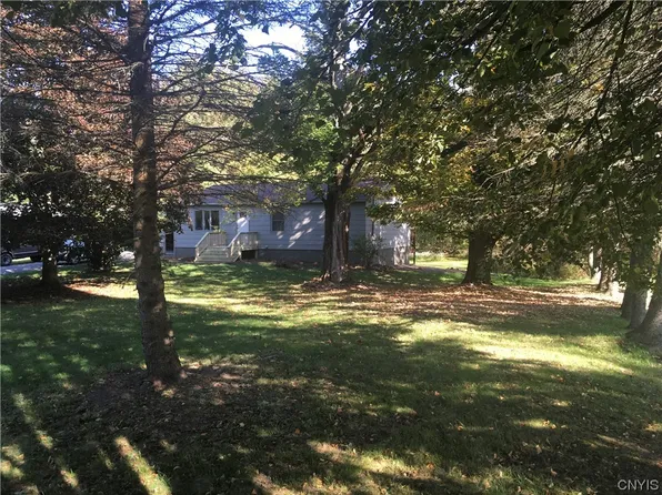 12 Nelson Ave, Pulaski, NY 13142