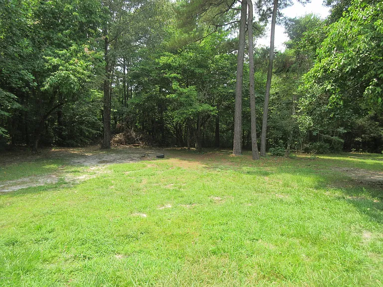 205 Shady Ct — Photo 12