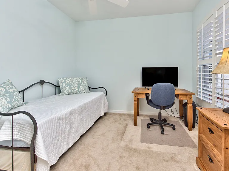 2180 Arielle Dr #810 — Photo 6