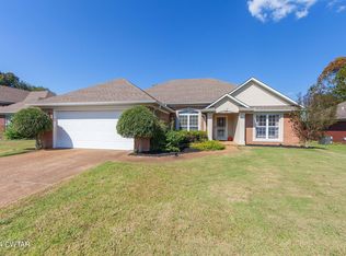 41 Castlegate Dr, Jackson, TN 38305