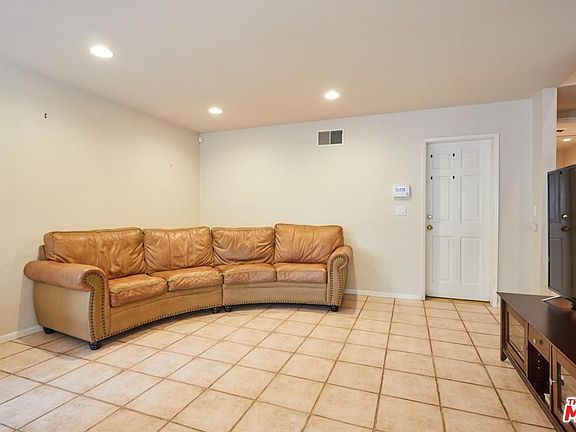 4th image of 6245 Lena Ave