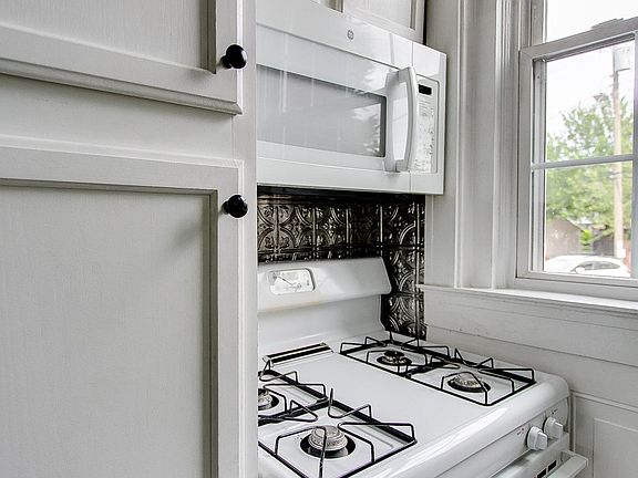 4th image of 565 Eastern Pkwy APT 5