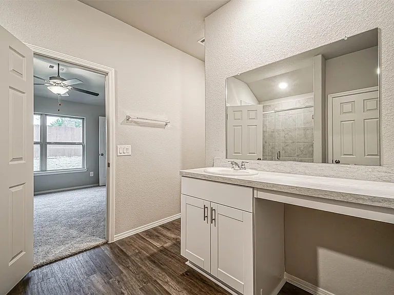 1903 Brushy Cedar Dr — Photo 21