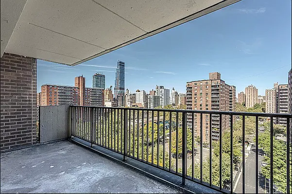 Rented by A&E Real Estate Management | media 2