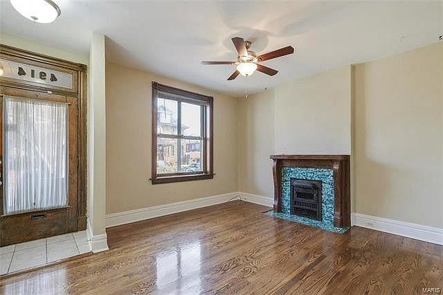 1st image of 4914 Devonshire Ave