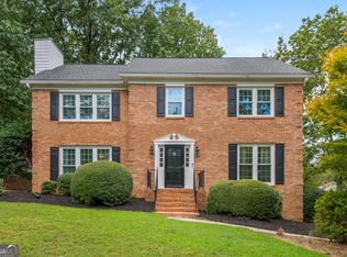 3580 Hermitage Dr, Berkeley Lake, GA 30096