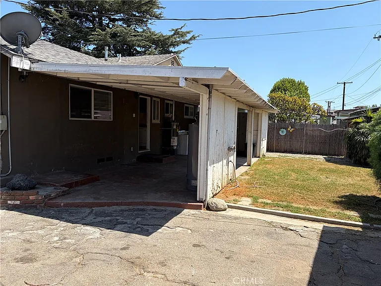749 N Viceroy Ave — Photo 15