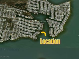 40 Bay Point Dr, Toms River, NJ 08753