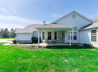 1 Whitaker Cv, Avon Lake, OH 44012