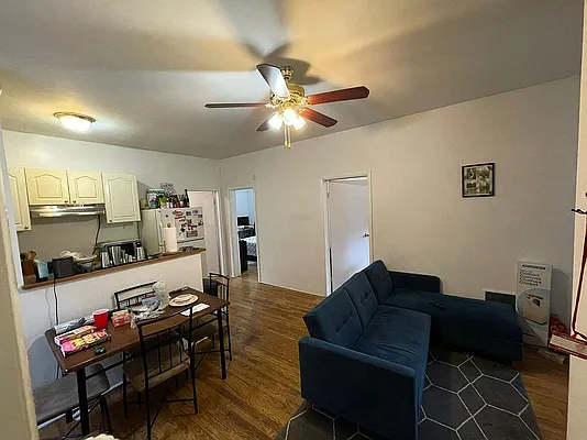 Rented by R New York | media 19