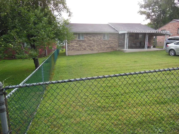 5411 Kendall Dr, Cross Lanes, WV 25313