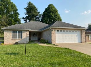 223 Valleydale St, Bluefield, VA 24605