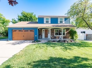 1528 Oakridge Dr, Layton, UT 84040