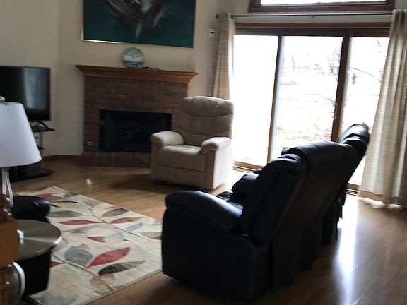 5th image of 19264 Bradford Ct