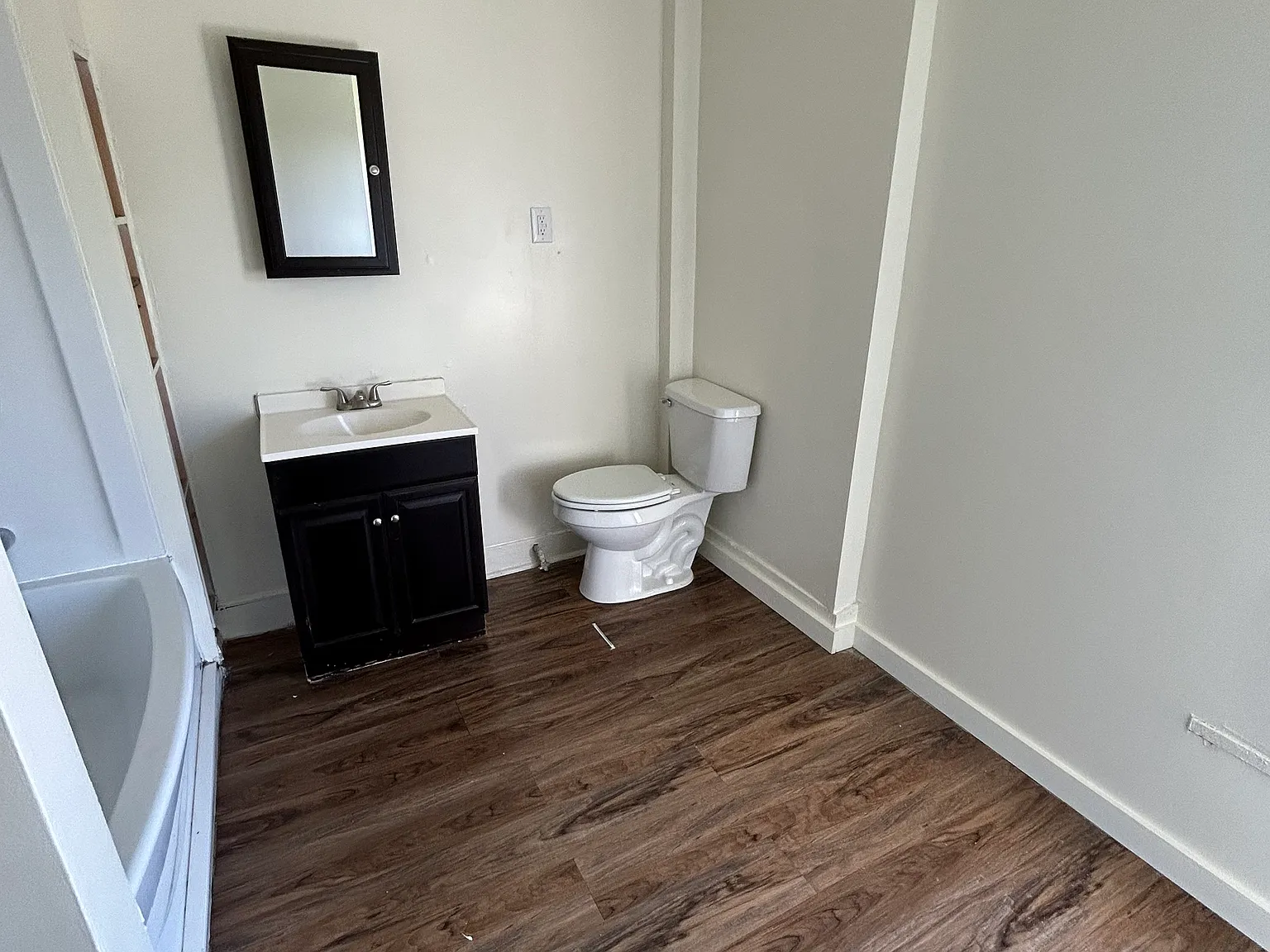 2 bed, $925 — Photo 4