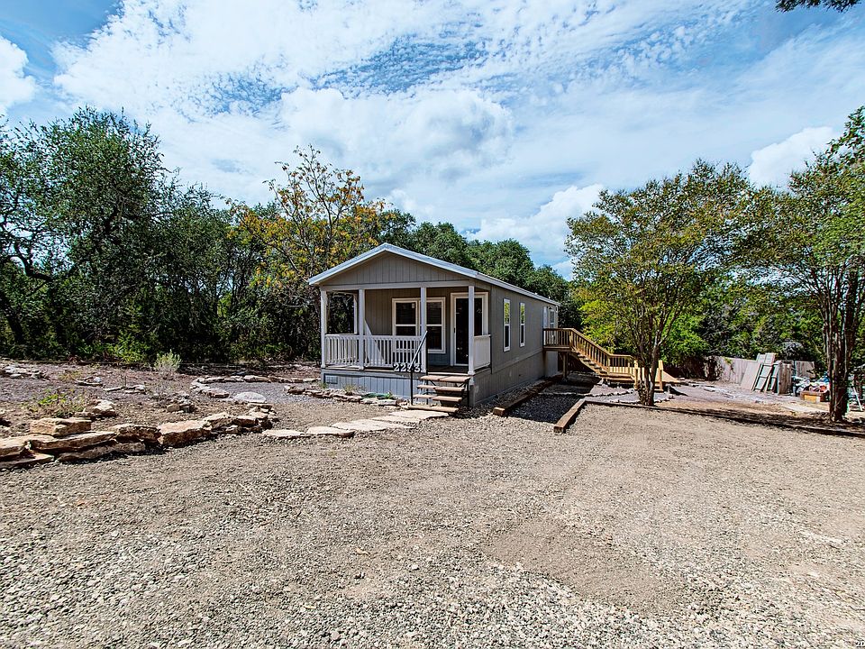 1st image of 2253 WATERFRONT PARK DR