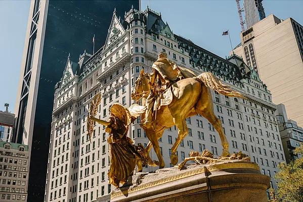 Rented by Compass | media 10