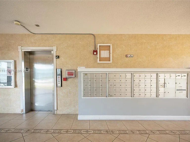1551 NE Miami Gardens Dr #225 — Photo 21
