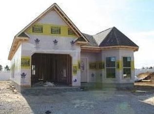 142 Cottage Ln, Florence, AL 35630