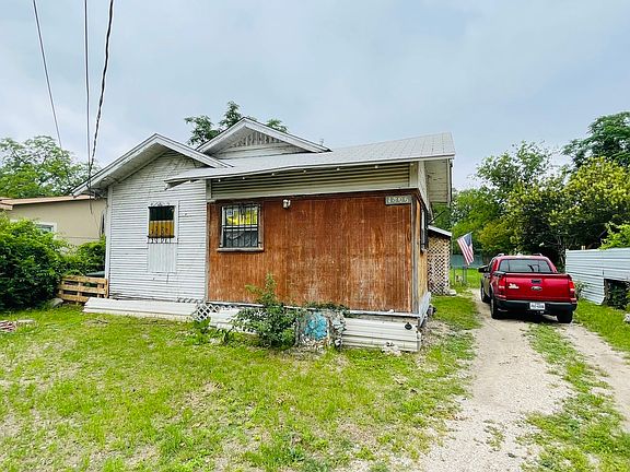 2nd image of 1806 W LAUREL