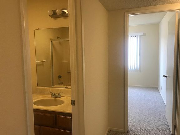 4th image of 213 La France Ave APT H