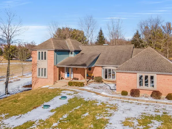 1400 Race Track Rd, Alexandria, KY 41001