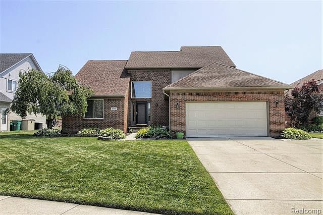 1st image of 35581 Brooke Ct