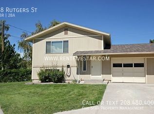 38 Rutgers St, Pocatello, ID 83201
