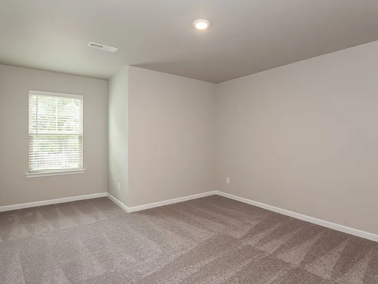 208 Neal Dr — Photo 12