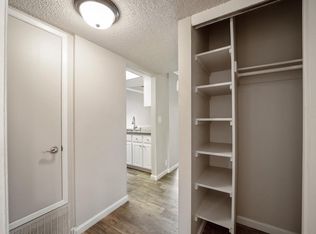 504 Roanoke Dr #20, Martinez, CA 94553