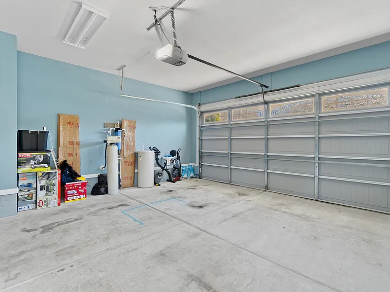 3011 Bapaume Ave — Photo 14