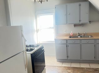 72 Baldwin St #3, Pawtucket, RI 02860