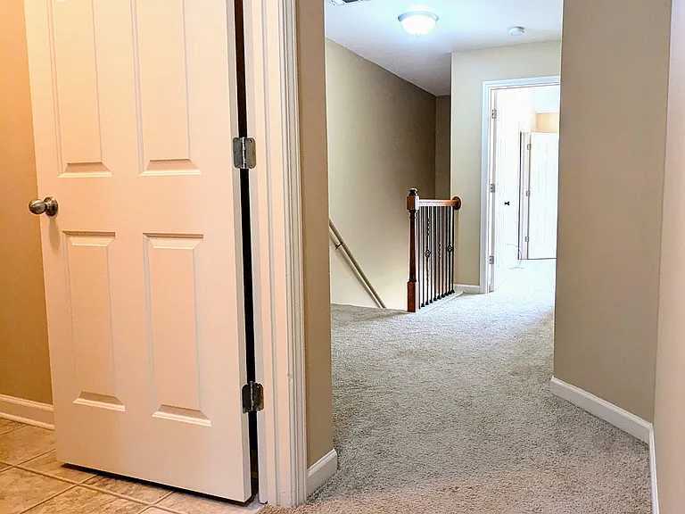 300 Knelston Oak Dr — Photo 10