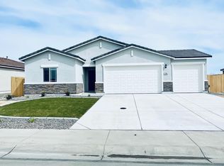 704 Colorado Ln, Fallon, NV 89406
