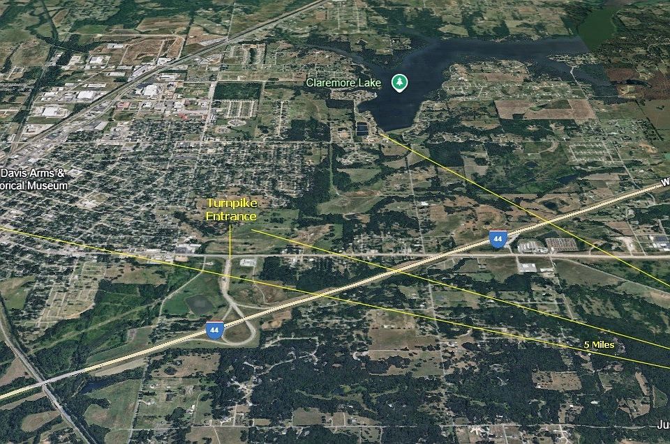 2nd image of 15529 E 500th Rd
