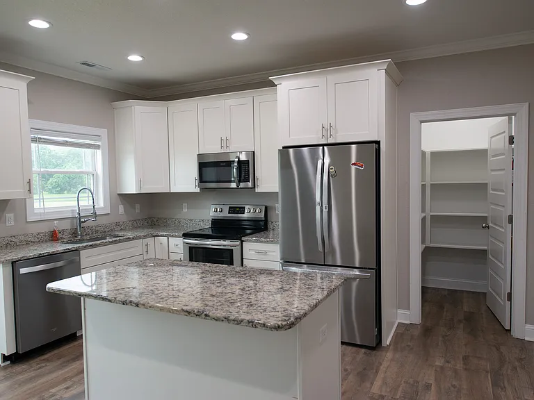 111 Sheba Ct — Photo 4
