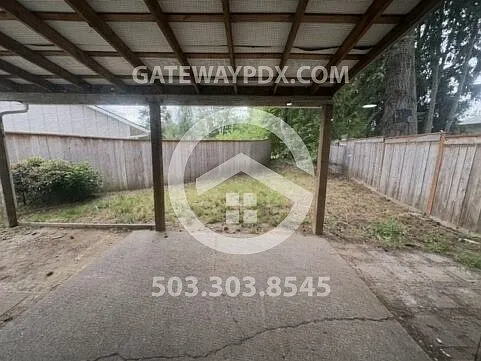 2322 SE 7th St — Photo 11