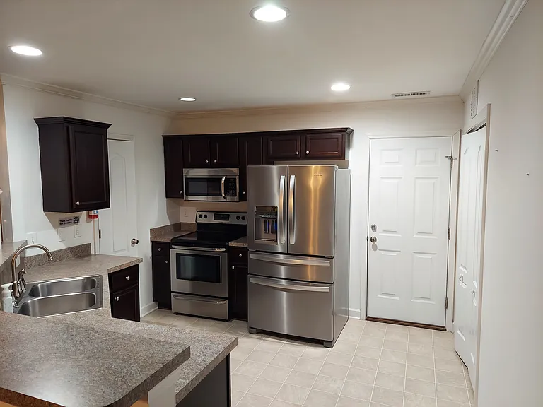 422 Ridgeway Dr — Photo 20