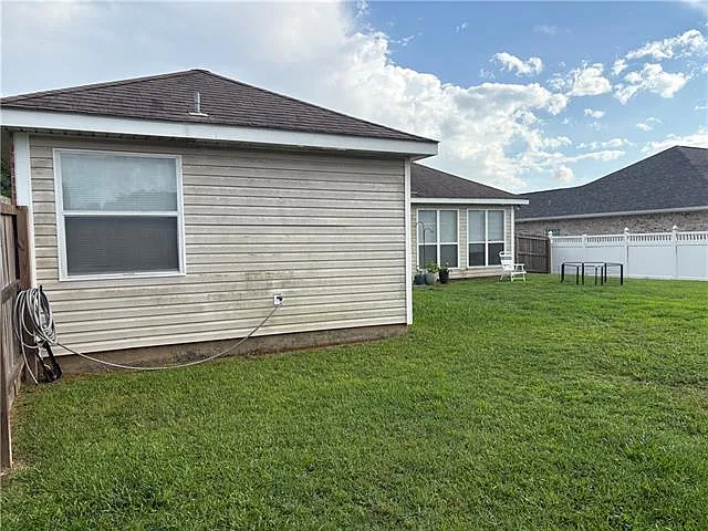 700 Lakeview Ln — Photo 24