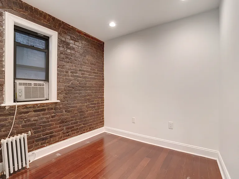 416 E 73rd St #2D — Photo 7