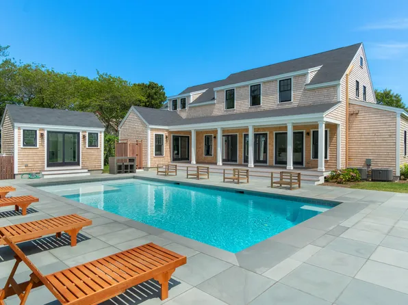 27 Ticcoma Way, Nantucket, MA 02554